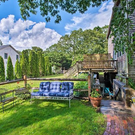 Marthas Vineyard Apt About 1 Mile To Inkwell Beach! أوك بلوفس المظهر الخارجي الصورة