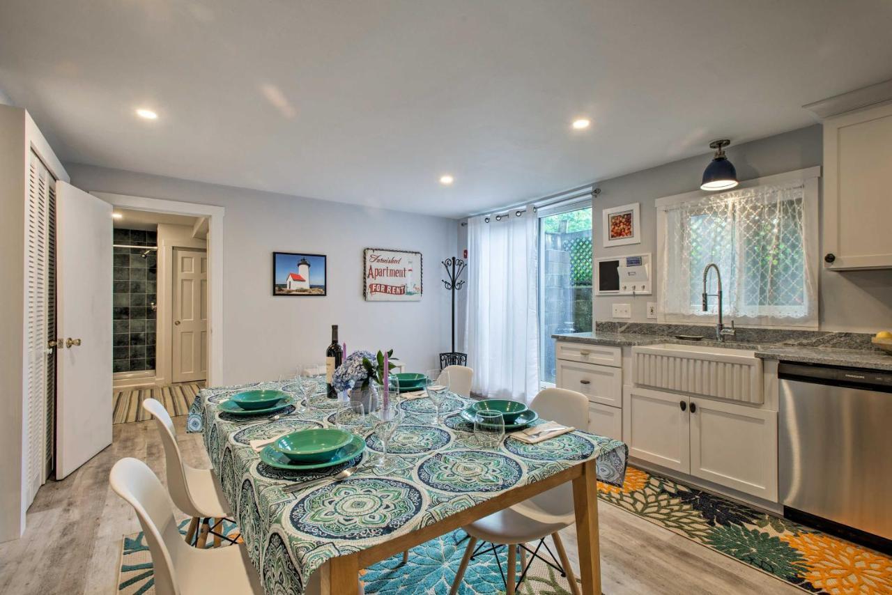 Marthas Vineyard Apt About 1 Mile To Inkwell Beach! أوك بلوفس المظهر الخارجي الصورة